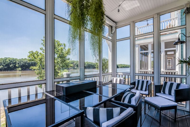 Enclosed Porch Glass Service